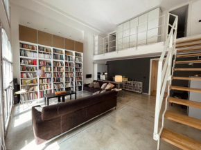 Ampio Loft su due livelli con giardino